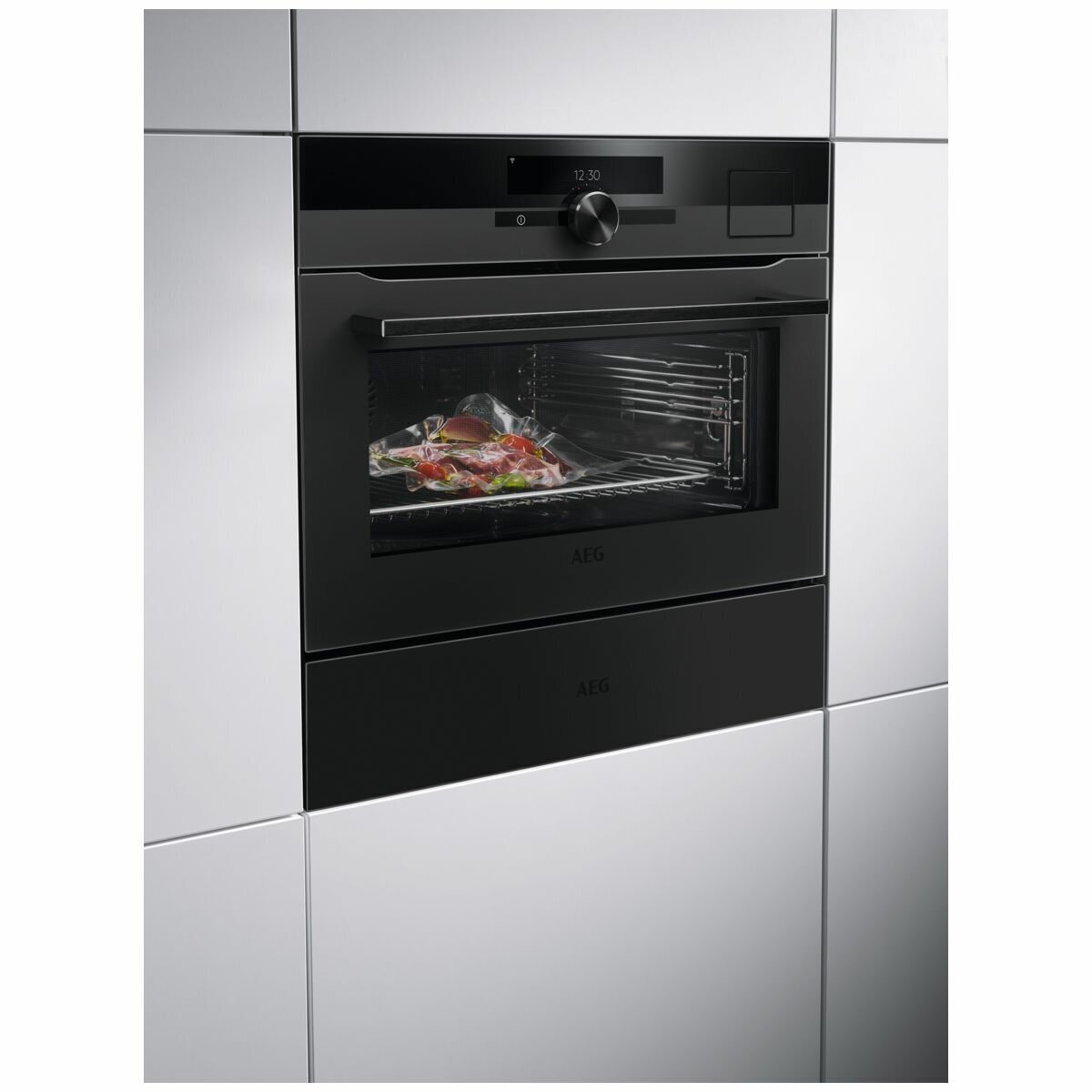 AEG KSK99733PT Combi Steam Oven - ExDisplay - Image 2